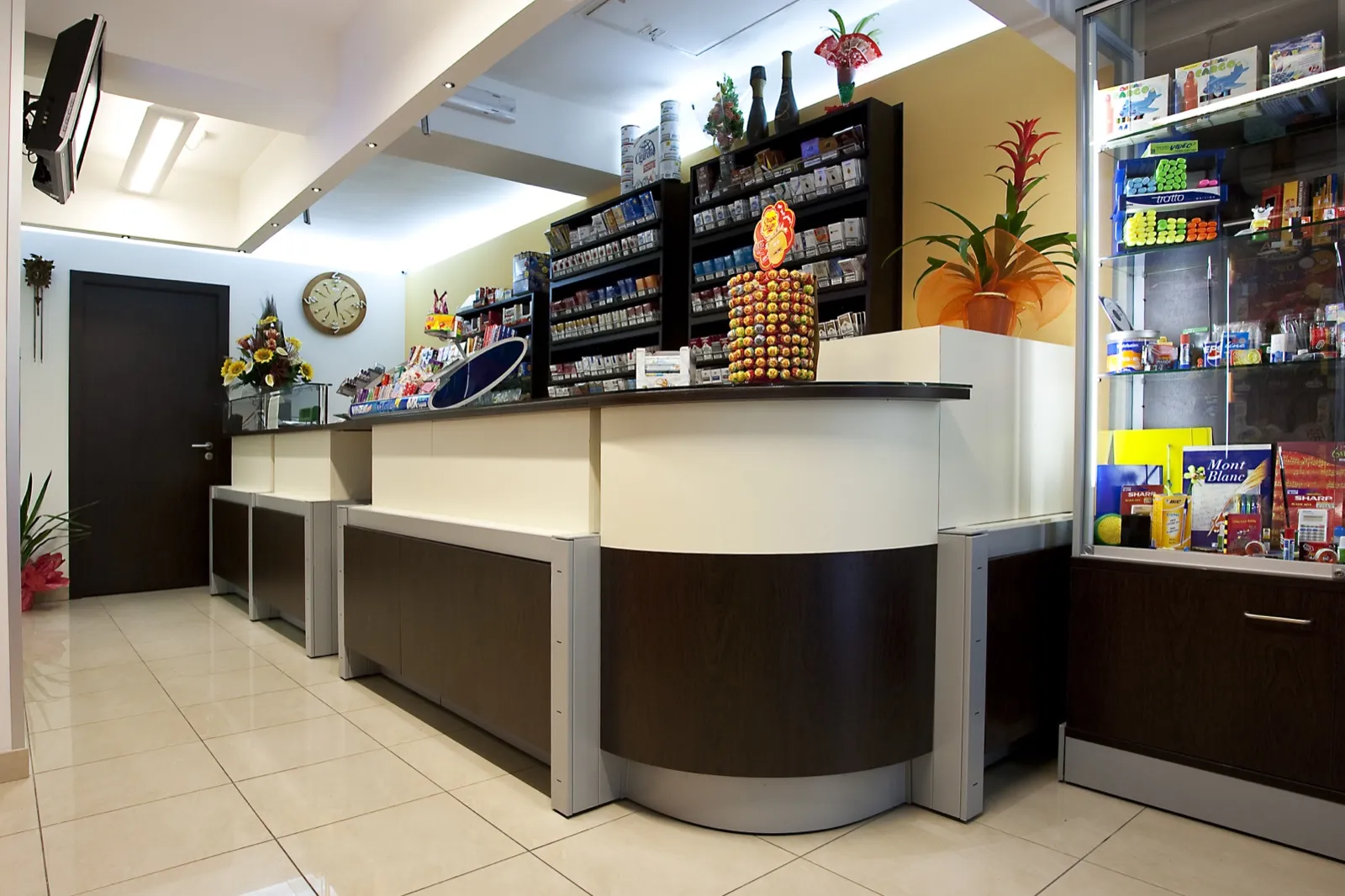 Tabaccheria — Progetto B